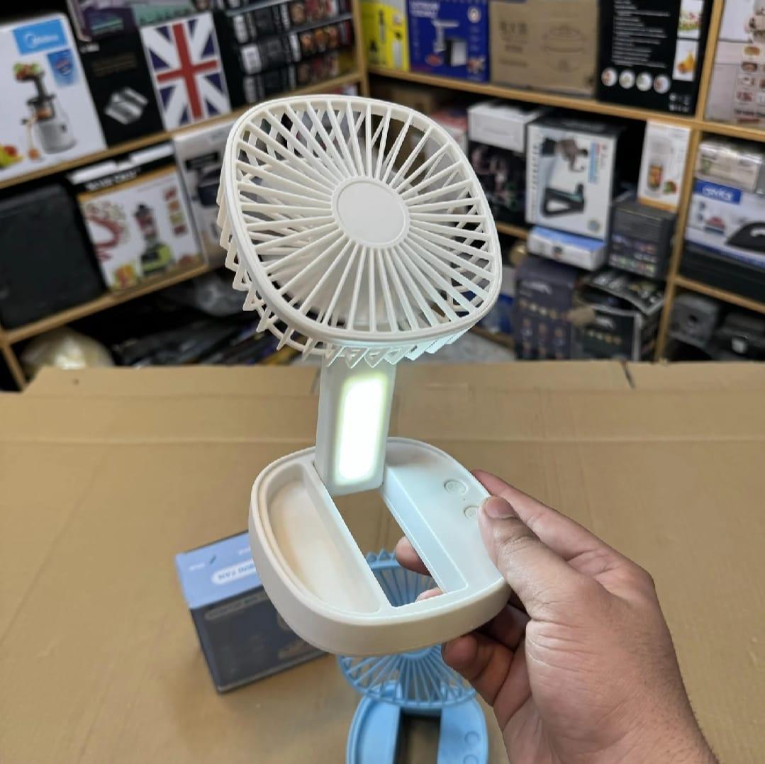 White Desk Fan with Ice Cube Cooling, Portable, ABS Plastic